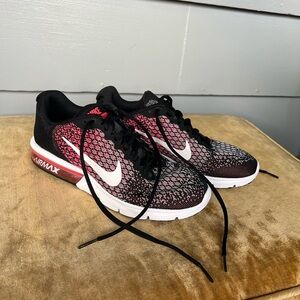 Size 9 - Nike Air Max Sequent 2 women’s
